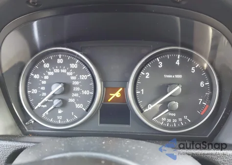 2015 BMW X1 xDrive28I из США, поврежденный, VIN WBAVL1C50FVY41397